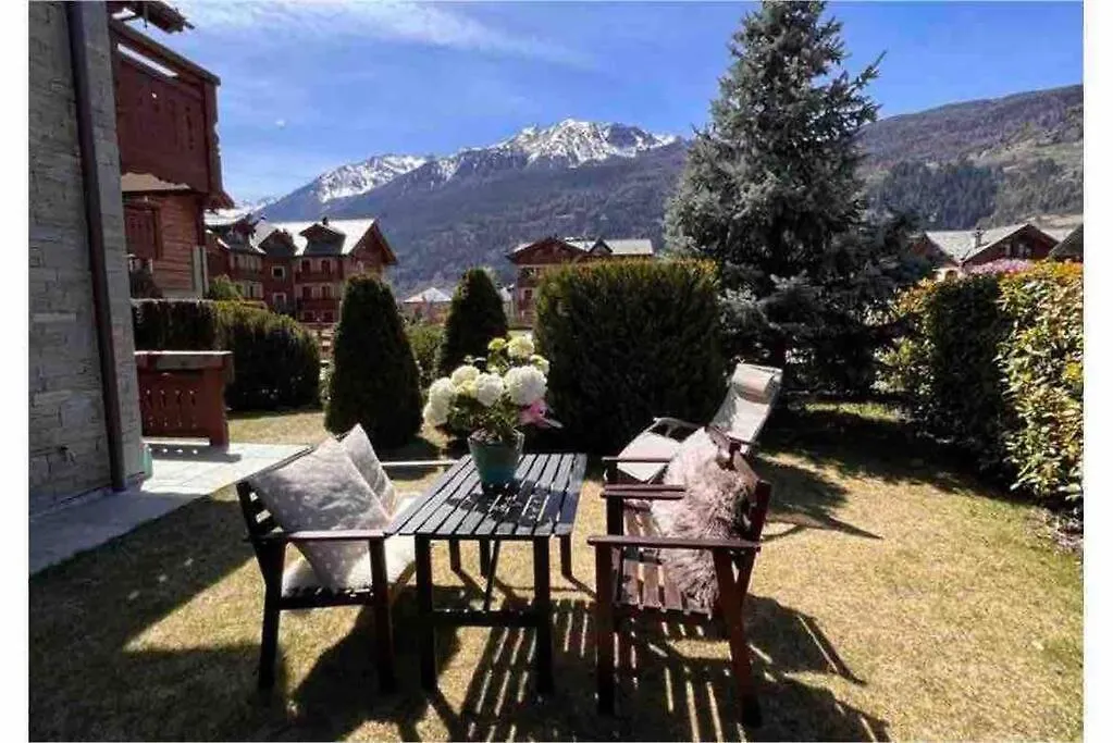 Appartamento Incantevole Con Box E Ski Room, Wi-Fi, 보르미오 아파트